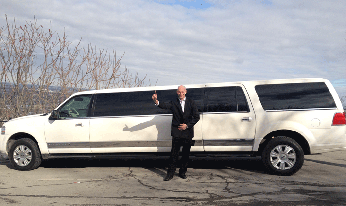 Montreal Limousine Lincoln Navigator SUV Stretch 2012