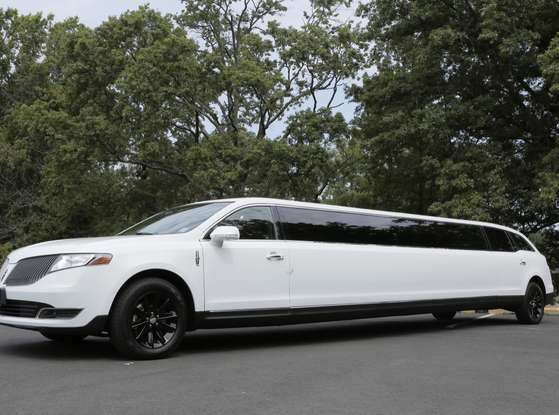 Great limousine for your wedding day